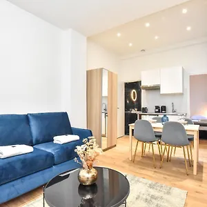 Appartement Cmg Sentier - Cadet Paris